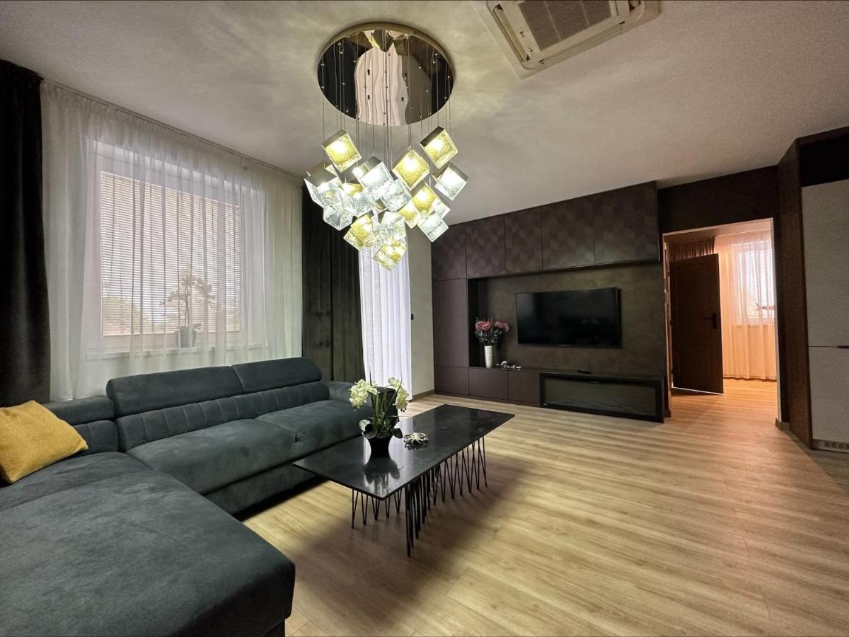 Apartman Matko Levice Extérieur photo